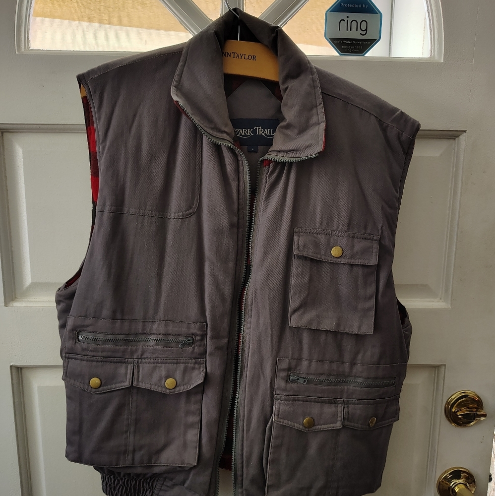 Ozark Trail Gray Men's Outdoor Vest